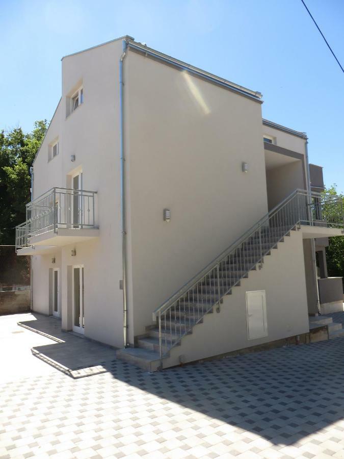 Luka Apartments Biograd Na Moru Exterior foto